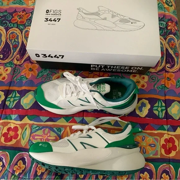 Women’s 9 FIGS x NEW BALANCE 3447 Evergreen Green White Comfort Sneakers NWB - Picture 3 of 13